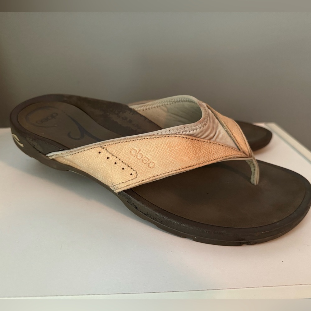 ABEO Balboa flip flop sandals size 10